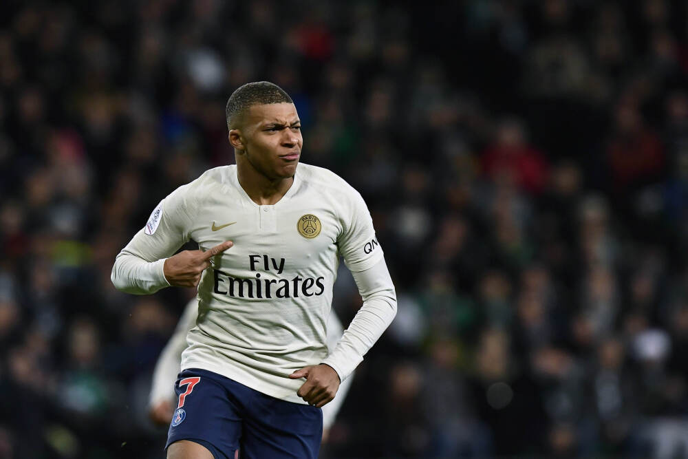 声音决定流量? 2025年自媒体音效获取指南: 三大网站助你脱颖而出